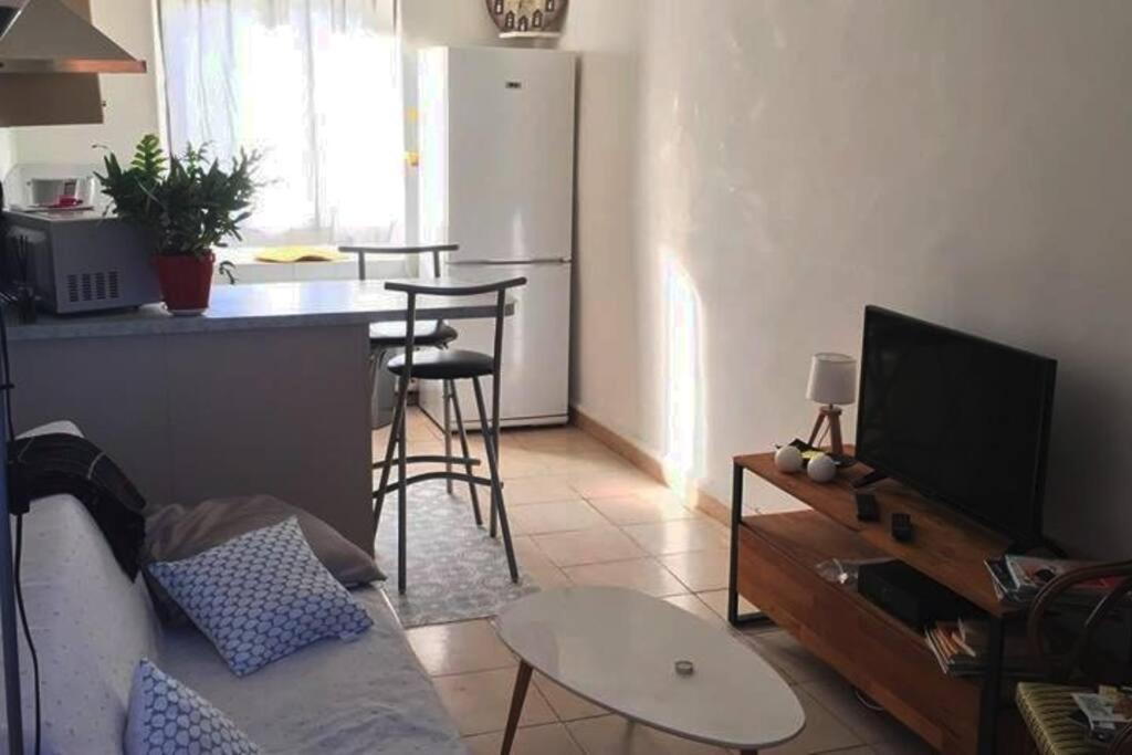 Fabienne Cote Jardins De La Fontaine Apartment Nimes Luaran gambar
